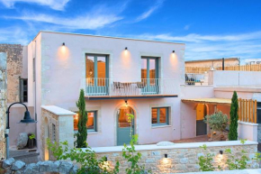 Villa Mirage by PosarelliVillas